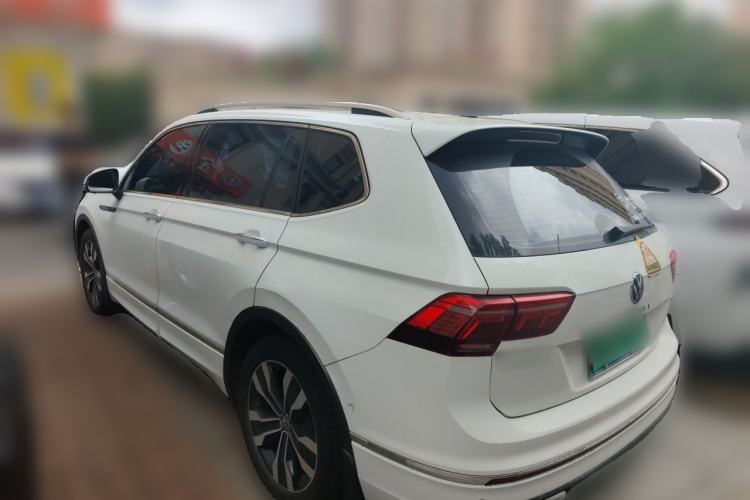 Used Volkswagen Tiguan L 2023 330TSI Automatic Two-Wheel Drive R-Line Enjoyment Edition Rear Left 45 Deg
