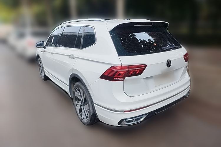 Used Volkswagen Tiguan L 2023 Facelifted 380TSI Automatic All-Wheel Drive R-Line Plus Version 7-Seater Rear Left 45 Deg
