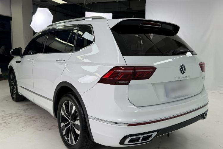 Used Volkswagen Tiguan L 2023 Restyled 330TSI Automatic Two-Wheel Drive R-Line Enhanced Comfort Version Rear Left 45 Deg