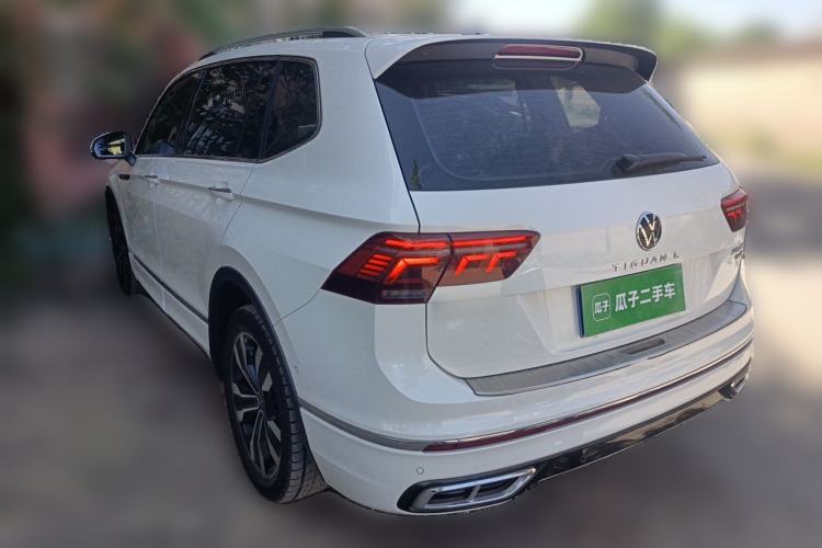 Used Volkswagen Tiguan L 2023 380TSI Automatic All-Wheel Drive R-Line Enhanced 7-Seater Rear Left 45 Deg