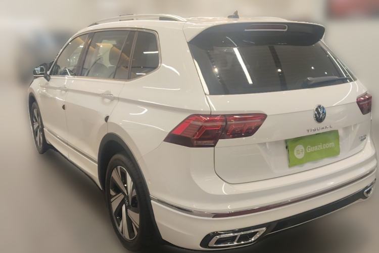 Used Volkswagen Tiguan L 2023 Facelift 380TSI Automatic All-Wheel Drive R-Line Flagship 7-Seater Rear Left 45 Deg