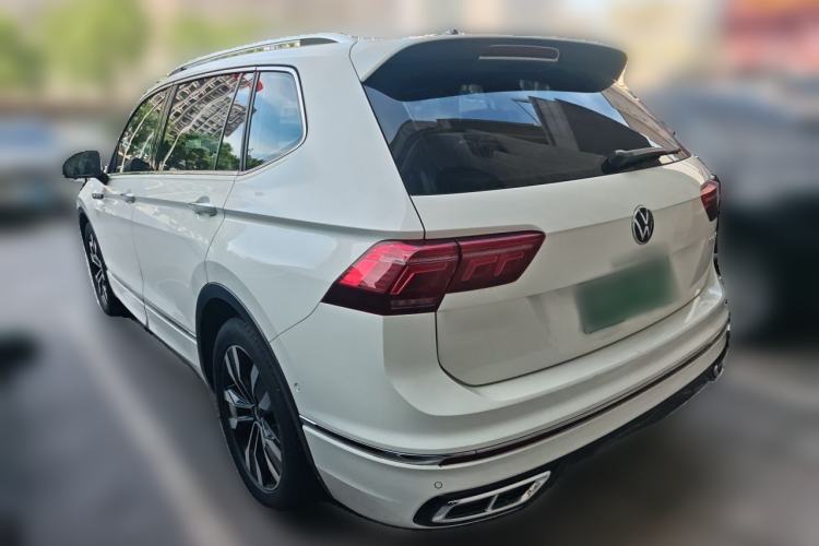 Used Volkswagen Tiguan L 2023 330TSI Automatic Two-Wheel Drive R-Line Enjoyment Edition Rear Left 45 Deg
