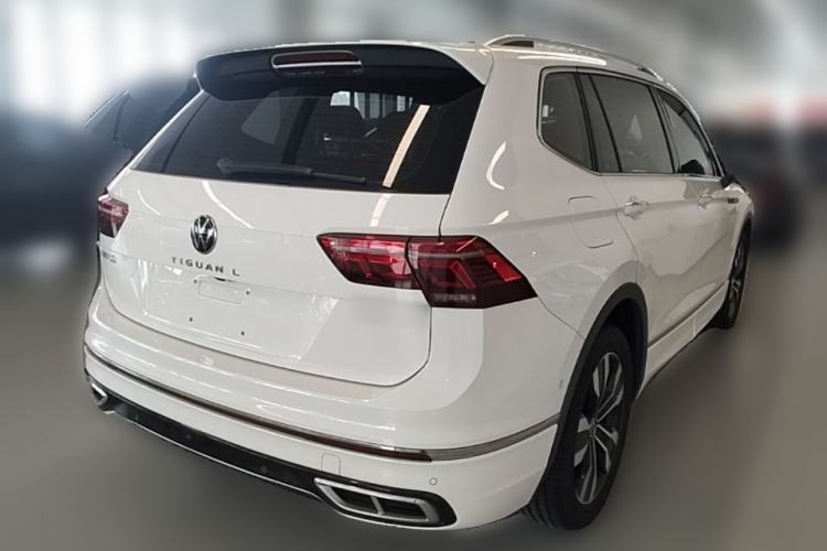 Used Volkswagen Tiguan L 2023 330TSI Automatic Two-Wheel Drive R-Line Enjoyment Edition Rear Right 45 Deg