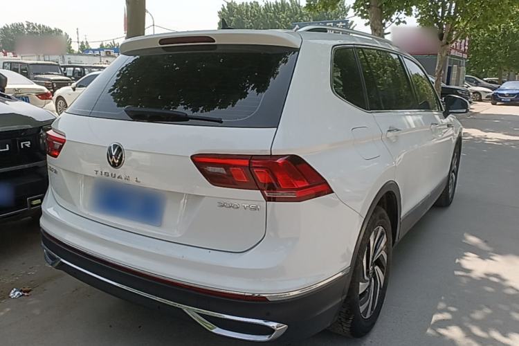 Used Volkswagen Tiguan L 2023 300TSI Automatic Two-Wheel Drive Smart Edition Rear Right 45 Deg