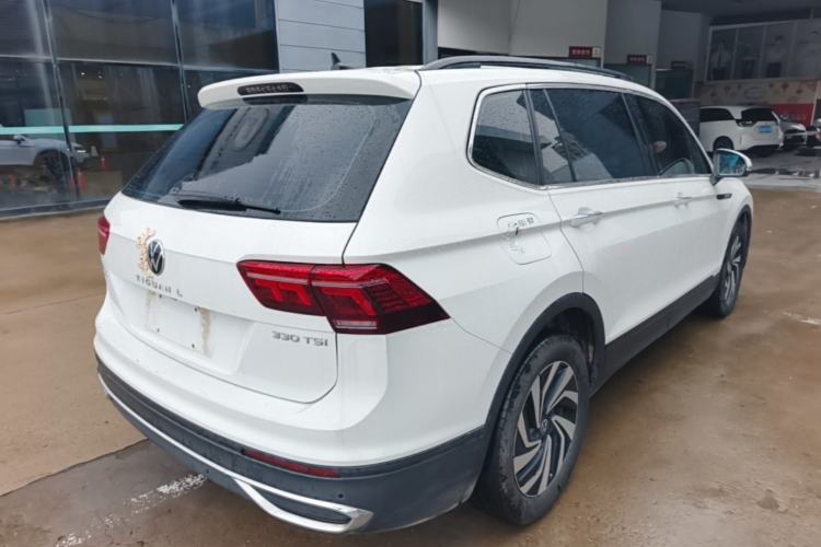 Used Volkswagen Tiguan L 2023 330TSI Automatic Two-Wheel Drive Comfort Edition Rear Right 45 Deg