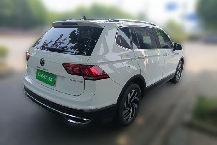 Used Volkswagen Tiguan L 2023 Revised Version 330TSI Automatic Two-Wheel Drive Smart Enjoyment Edition Rear Right 45 Deg
