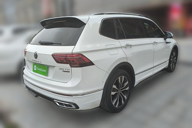 Used Volkswagen Tiguan L 2023 Restyled 330TSI Automatic Two-Wheel Drive R-Line Enhanced Comfort Version Rear Right 45 Deg