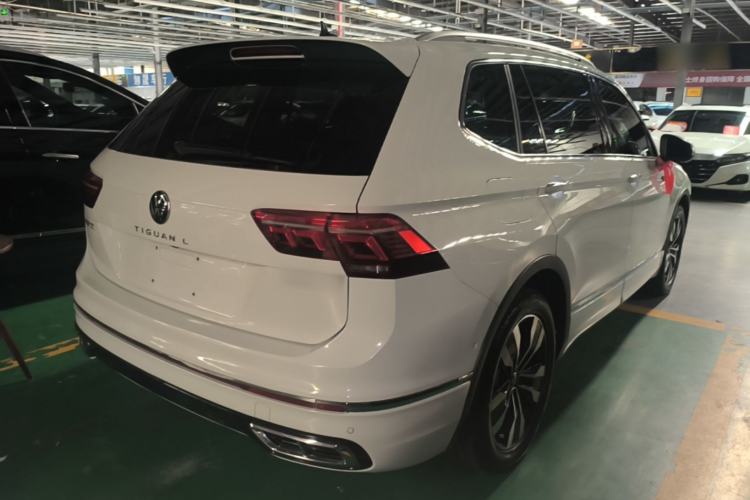 Used Volkswagen Tiguan L 2023 330TSI Automatic Two-Wheel Drive R-Line Enjoyment Edition Rear Right 45 Deg