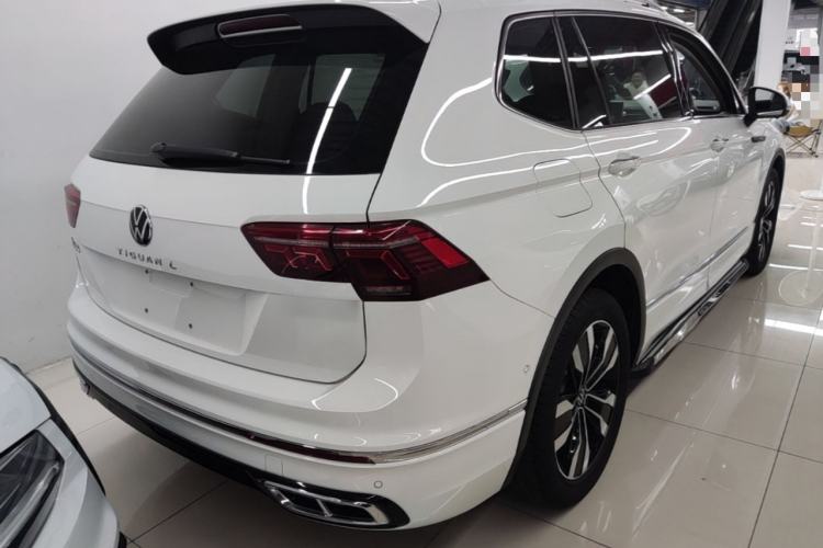 Used Volkswagen Tiguan L 2023 330TSI Automatic Two-Wheel Drive R-Line Enjoyment Edition Rear Right 45 Deg