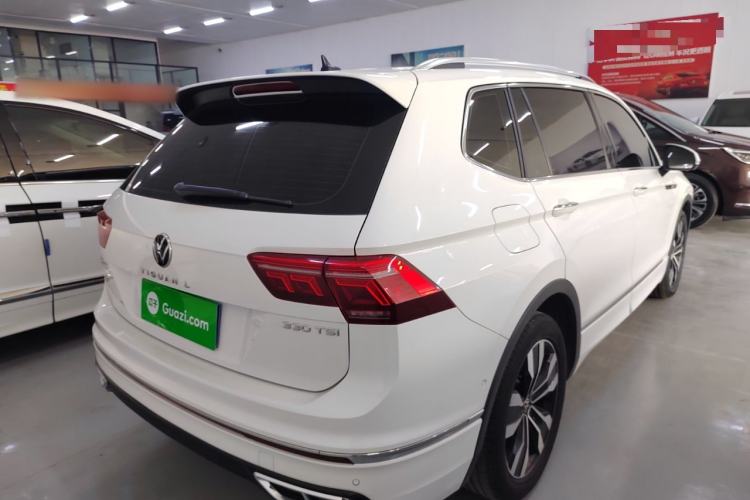 Used Volkswagen Tiguan L 2023 Restyled 330TSI Automatic Two-Wheel Drive R-Line Enhanced Comfort Version Rear Right 45 Deg