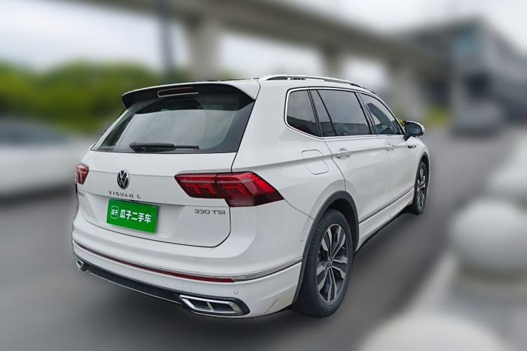 Used Volkswagen Tiguan L 2023 330TSI Automatic Two-Wheel Drive R-Line Flagship Edition Rear Right 45 Deg
