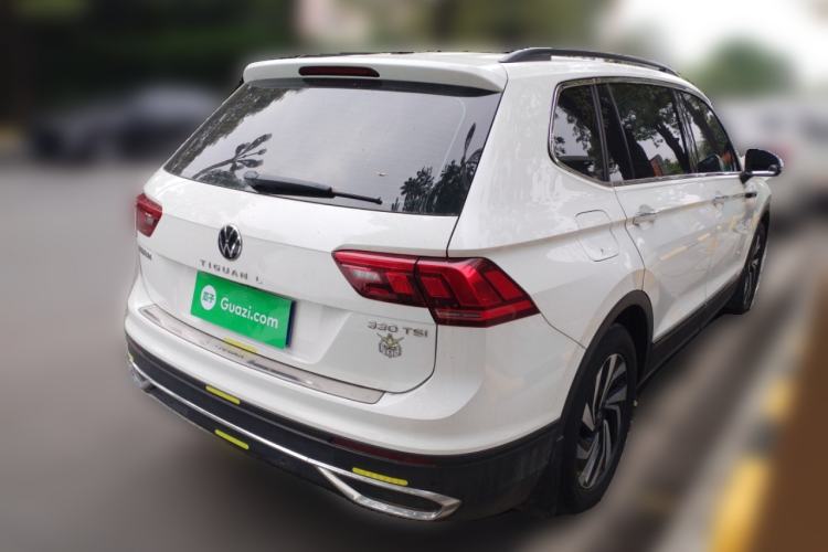 Used Volkswagen Tiguan L 2023 330TSI Automatic Two-Wheel Drive Comfort Edition Rear Right 45 Deg