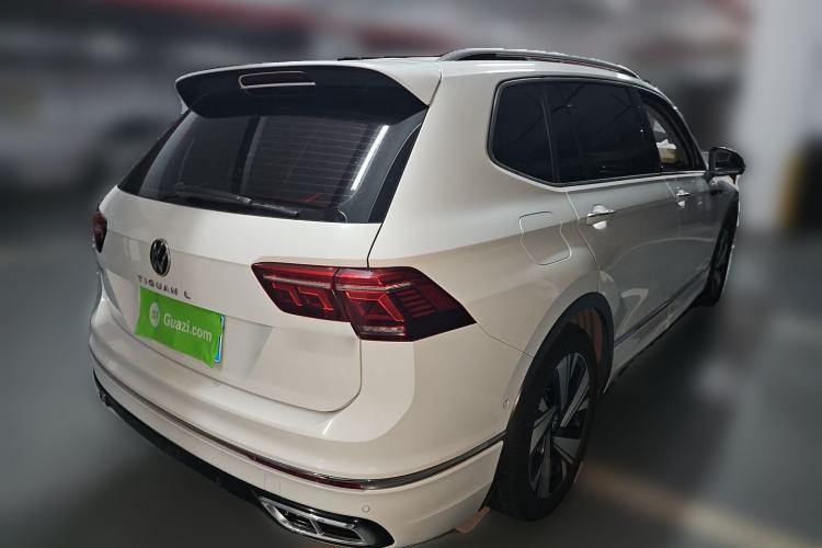 Used Volkswagen Tiguan L 2023 Restyled 330TSI Automatic Two-Wheel Drive R-Line Enhanced Comfort Version Rear Right 45 Deg