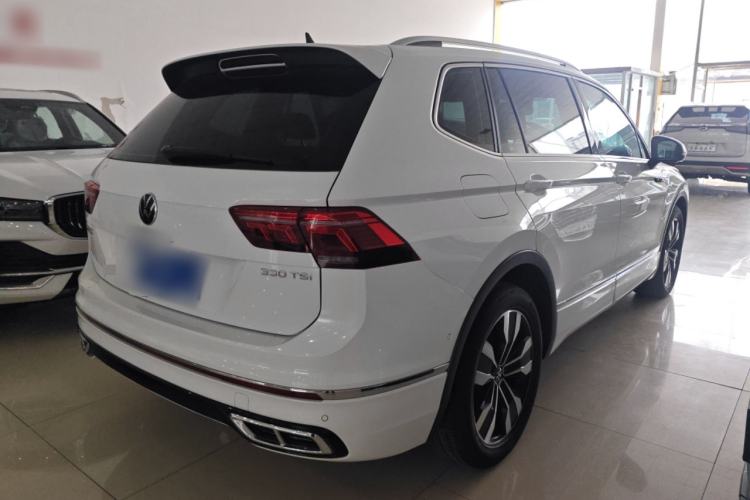 Used Volkswagen Tiguan L 2023 330TSI Automatic Two-Wheel Drive R-Line Enjoyment Edition Rear Right 45 Deg