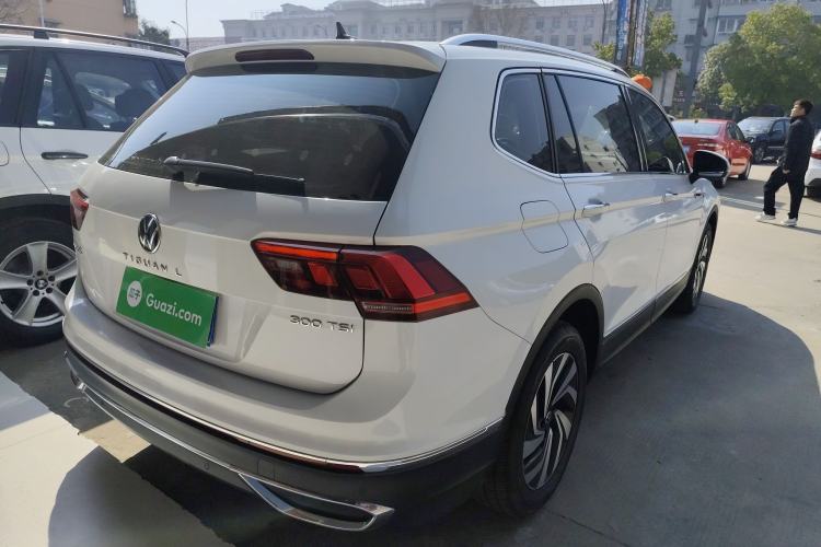 Used Volkswagen Tiguan L 2023 300TSI Automatic Two-Wheel Drive Smart Edition Rear Right 45 Deg