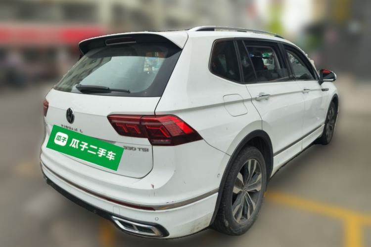 Used Volkswagen Tiguan L 2023 330TSI Automatic Two-Wheel Drive R-Line Enjoyment Edition Rear Right 45 Deg