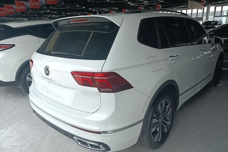 Used Volkswagen Tiguan L 2023 Restyled 330TSI Automatic Two-Wheel Drive R-Line Flagship Edition Rear Right 45 Deg