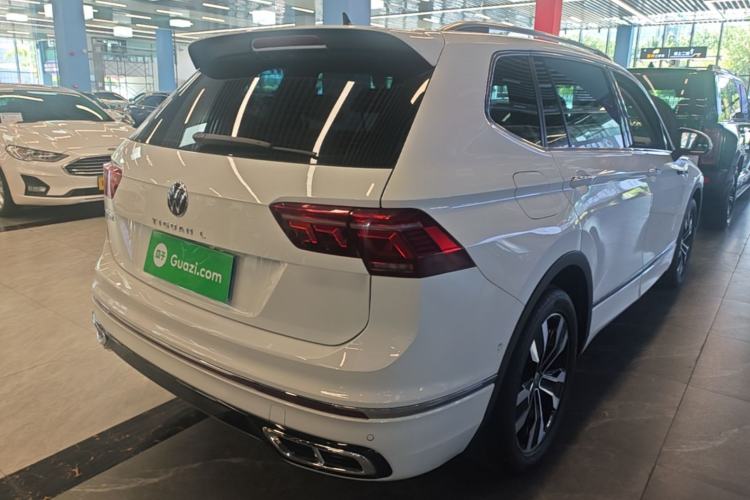 Used Volkswagen Tiguan L 2023 330TSI Automatic Two-Wheel Drive R-Line Enjoyment Edition Rear Right 45 Deg
