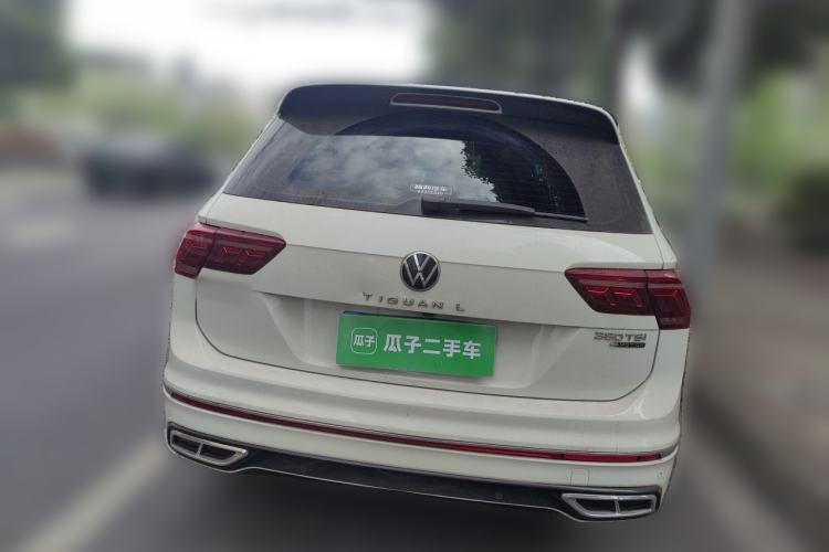 Used Volkswagen Tiguan L 2023 Facelifted 380TSI Automatic All-Wheel Drive R-Line Plus Version 7-Seater Rear