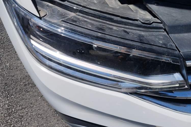 Used Volkswagen Tiguan L 2023 300TSI Automatic Two-Wheel Drive Smart Edition Right Front Headlight