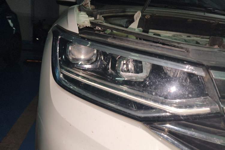 Used Volkswagen Tiguan L 2023 330TSI Automatic Two-Wheel Drive Smart Edition Right Front Headlight