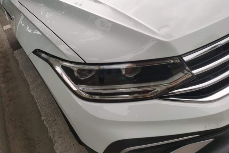 Used Volkswagen Tiguan L 2023 300TSI Automatic Two-Wheel Drive Smart Edition Right Front Headlight