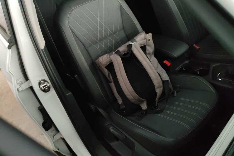 Used Volkswagen Tiguan L 2023 330TSI Automatic Two-Wheel Drive Comfort Edition Right Front Seat