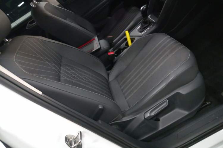Used Volkswagen Tiguan L 2023 330TSI Automatic Two-Wheel Drive Comfort Edition Right Front Seat