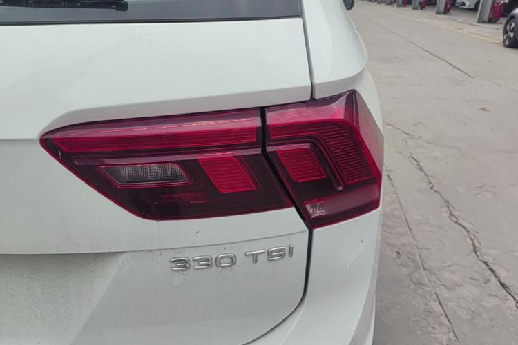 Used Volkswagen Tiguan L 2023 330TSI Automatic Two-Wheel Drive Comfort Edition Right Rear Taillight