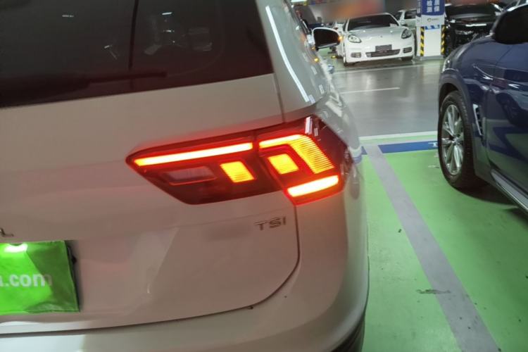 Used Volkswagen Tiguan L 2023 330TSI Automatic Two-Wheel Drive Comfort Edition Right Rear Taillight