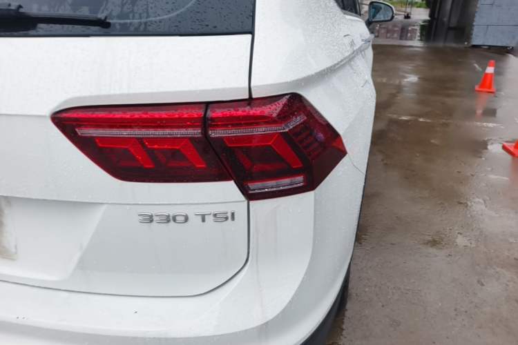 Used Volkswagen Tiguan L 2023 330TSI Automatic Two-Wheel Drive Comfort Edition Right Rear Taillight