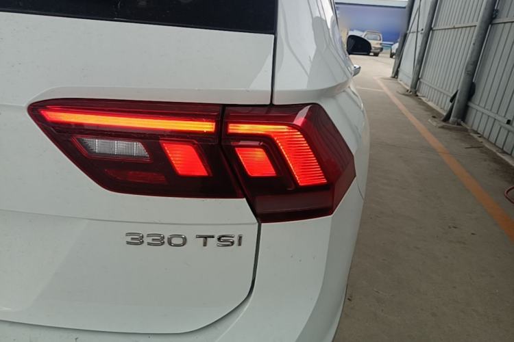Used Volkswagen Tiguan L 2023 330TSI Automatic Two-Wheel Drive Smart Edition Right Rear Taillight