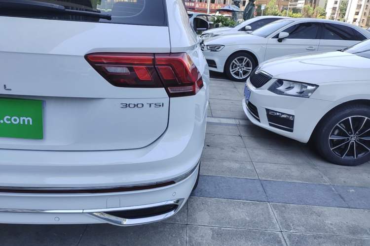Used Volkswagen Tiguan L 2023 300TSI Automatic Two-Wheel Drive Smart Edition Right Rear Taillight