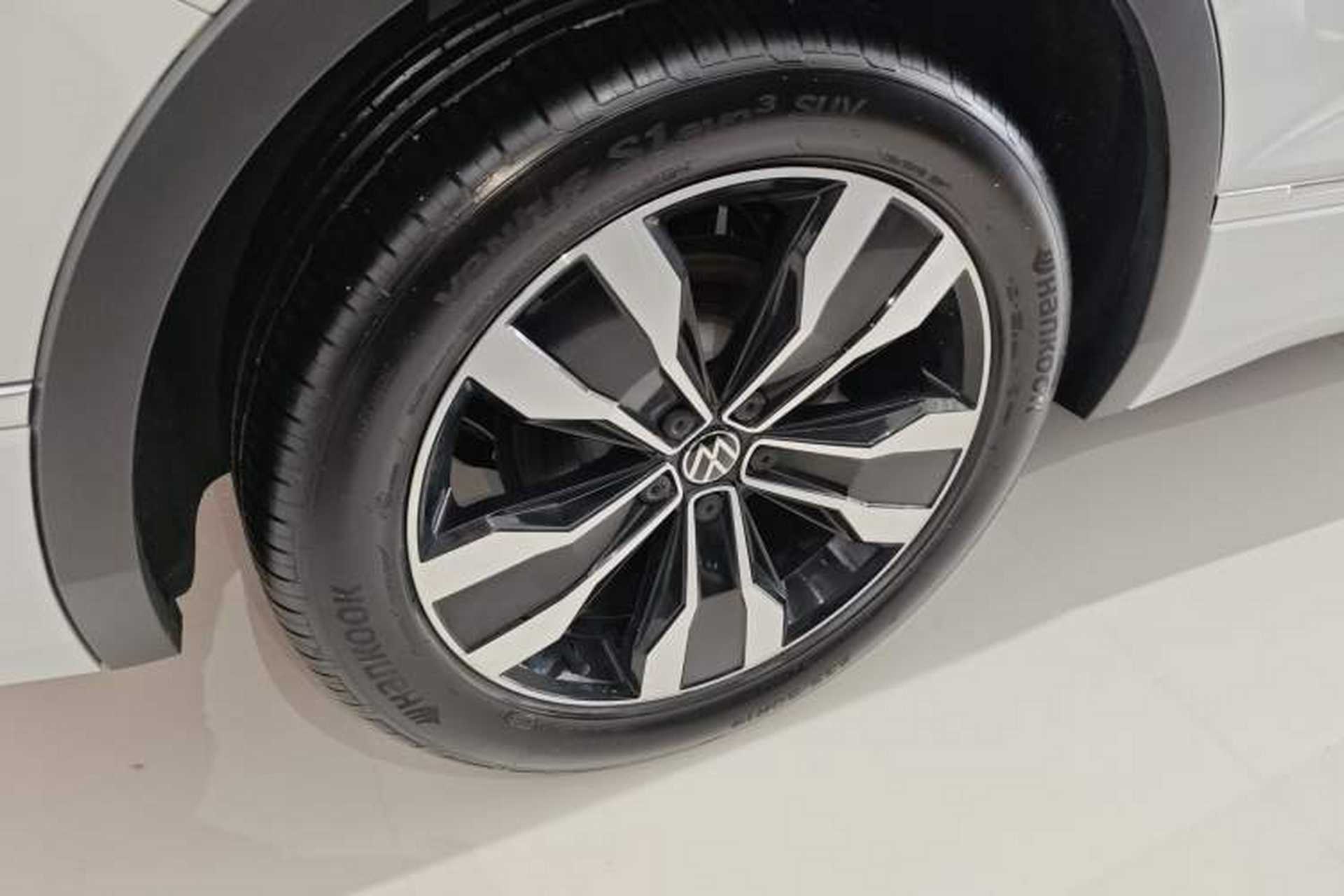 Used Volkswagen Tiguan L 2023 330TSI Automatic Two-Wheel Drive R-Line Enjoyment Edition Right Rear Wheel Hub