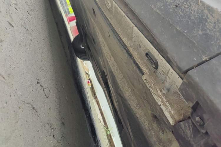 Used Volkswagen Tiguan L 2023 330TSI Automatic Two-Wheel Drive Comfort Edition Right Side Sill
