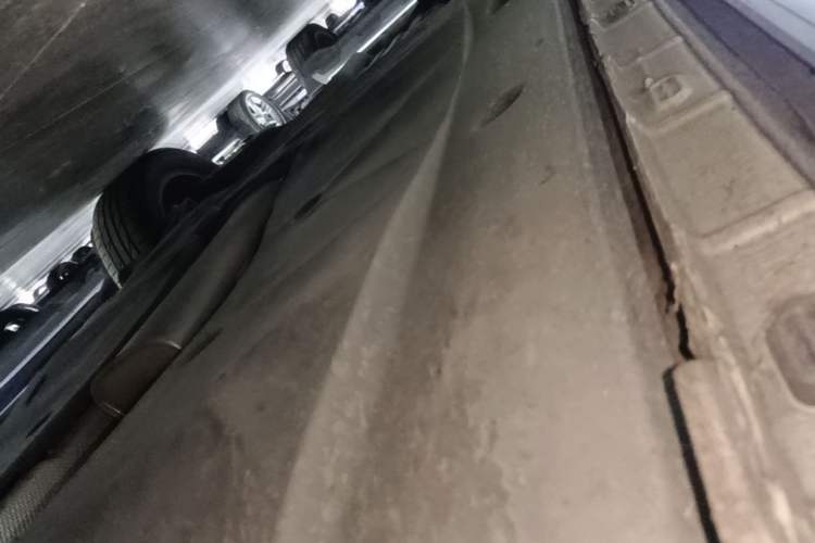 Used Volkswagen Tiguan L 2023 330TSI Automatic Two-Wheel Drive Smart Edition Right Side Sill