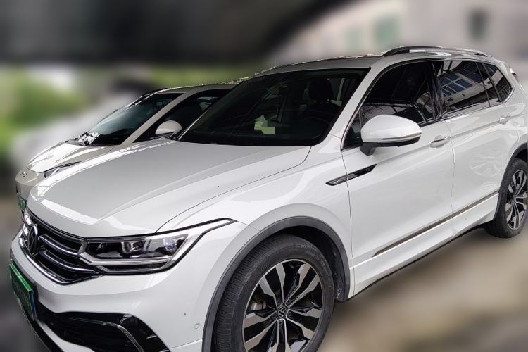 Used Volkswagen Tiguan L 2023 380TSI Automatic All-Wheel Drive R-Line Enhanced 7-Seater Guazi used car, China used car export, Used car for sale, Used  cars, Cheapest cars for sale