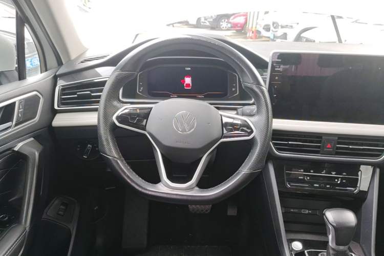 Used Volkswagen Tiguan L 2023 300TSI Automatic Two-Wheel Drive Smart Edition Steering Wheel