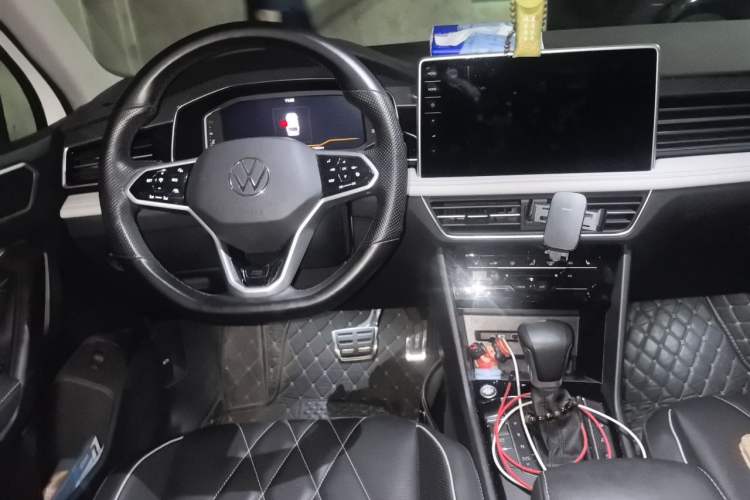 Used Volkswagen Tiguan L 2023 330TSI Automatic Two-Wheel Drive R-Line Enjoyment Edition Steering Wheel