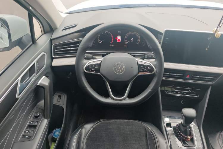 Used Volkswagen Tiguan L 2023 330TSI Automatic Two-Wheel Drive Smart Edition Steering Wheel