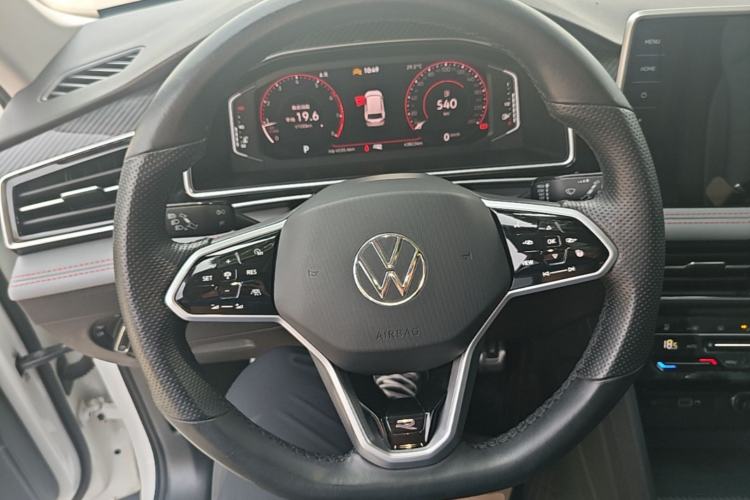 Used Volkswagen Tiguan L 2023 Restyled 330TSI Automatic Two-Wheel Drive R-Line Flagship Edition Steering Wheel
