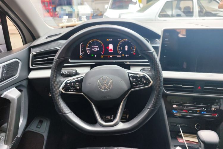 Used Volkswagen Tiguan L 2023 330TSI Automatic Two-Wheel Drive R-Line Enjoyment Edition Steering Wheel