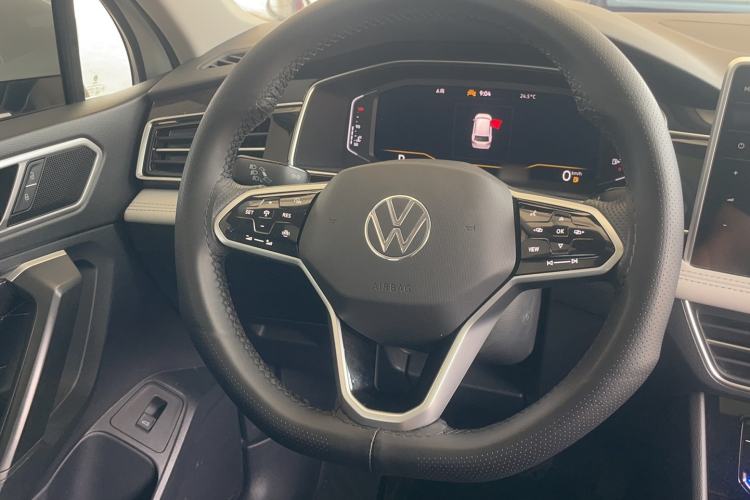 Used Volkswagen Tiguan L 2023 330TSI Automatic Two-Wheel Drive Smart Edition Steering Wheel