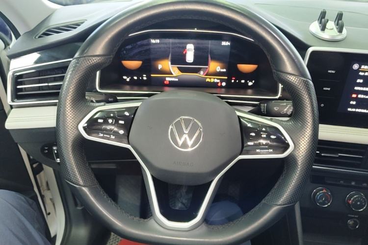 Used Volkswagen Tiguan L 2023 330TSI Automatic Two-Wheel Drive Comfort Edition Steering Wheel