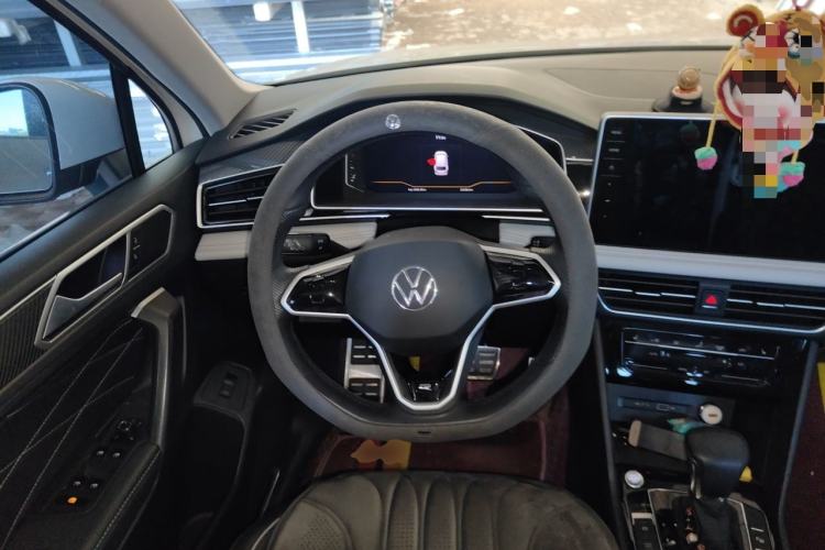 Used Volkswagen Tiguan L 2023 Restyled 330TSI Automatic Two-Wheel Drive R-Line Enhanced Comfort Version Steering Wheel