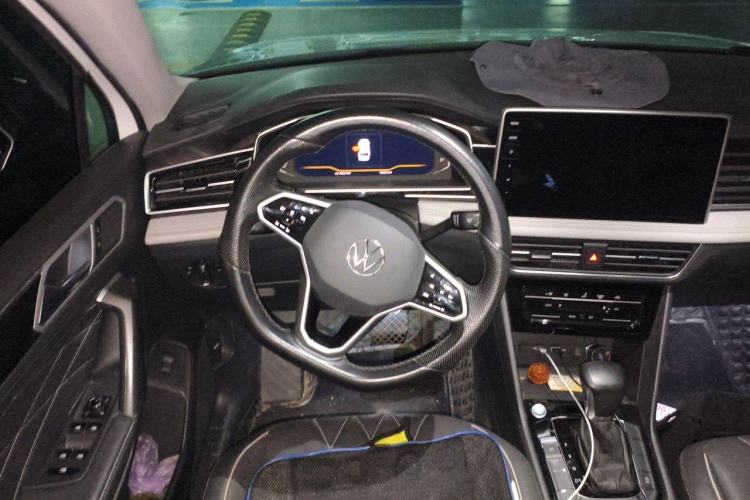 Used Volkswagen Tiguan L 2023 330TSI Automatic Two-Wheel Drive Smart Edition Steering Wheel