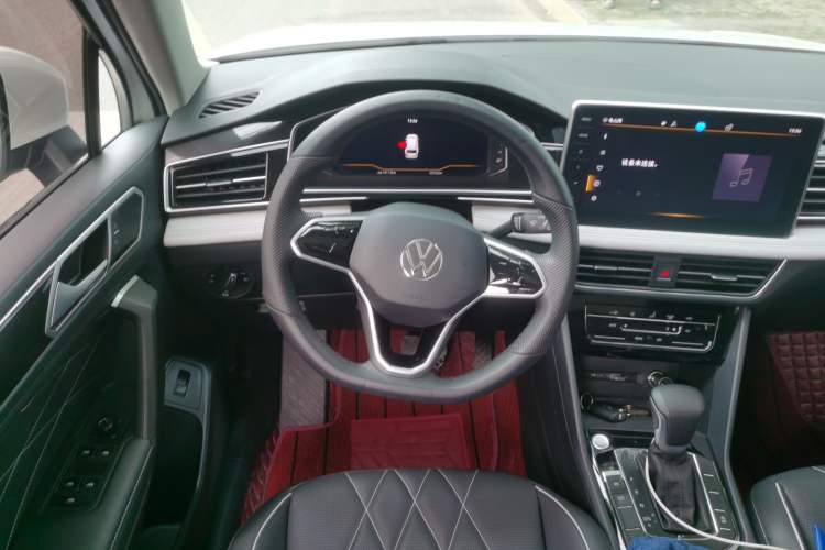 Used Volkswagen Tiguan L 2023 300TSI Automatic Two-Wheel Drive Smart Edition Steering Wheel