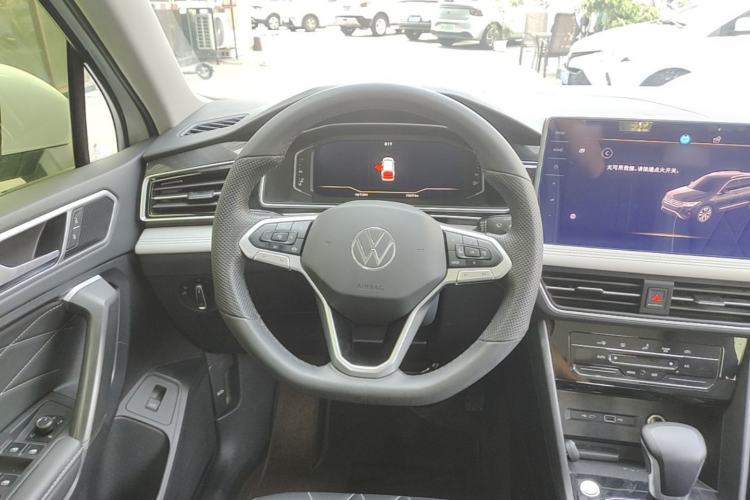 Used Volkswagen Tiguan L 2023 300TSI Automatic Two-Wheel Drive Smart Edition Steering Wheel