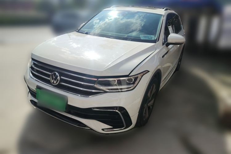 Used Volkswagen Tiguan L 2023 330TSI Automatic Two-Wheel Drive R-Line Enjoyment Edition Guazi used car, China used car export, Used car for sale, Used cars, Cheapest cars for sale