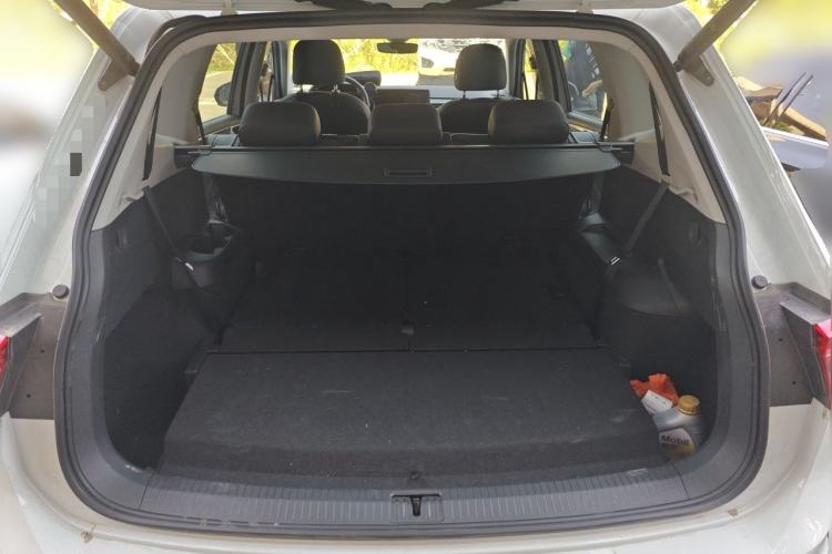 Used Volkswagen Tiguan L 2023 Facelifted 380TSI Automatic All-Wheel Drive R-Line Plus Version 7-Seater Trunk